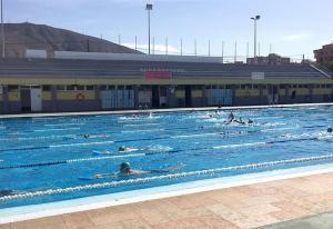 Bazén v ubytování Los Cristianos Beach property nebo v jeho okolí
