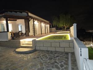 Gallery image of Cool 4-bedroom Villa with sea views in Tijoco de Abajo
