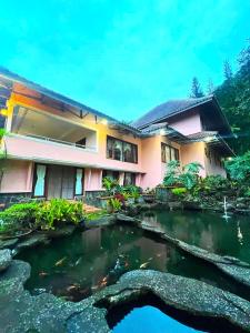 Το κτήριο όπου στεγάζεται  η βίλα