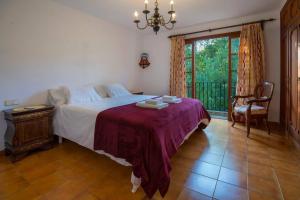 A bed or beds in a room at Villa Vistas Puerto by Mallorca Infinity