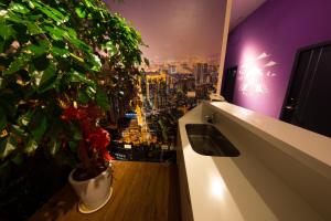 Balkón nebo terasa v ubytování SleepBox Hostel