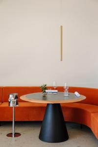 Posezení v ubytování Hotel Royal Victoria, by R Collection Hotels + 37 fotografií