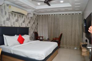 Katil atau katil-katil dalam bilik di Hotel Allnear