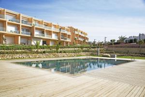 Appartement luxe vue Mer & Golf -Taghazout Bay内部或周边的泳池