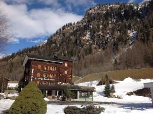 Üldine mäevaade või majutusasutusest B&B Monte Giove Formazza pildistatud vaade