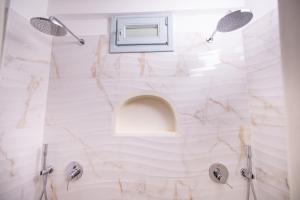 A bathroom at SN Santorini Apartments