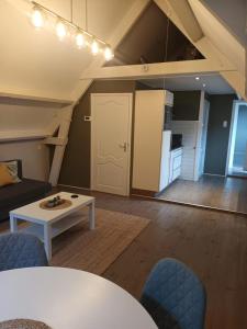 Gallery image of attic apartment in the center in Gouda