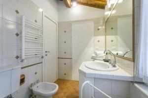 Kúpeľňa v ubytovaní Rasella Suites 47
