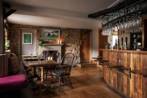 Posezení v ubytování The Pilsley Inn - Chatsworth + 37 fotografií