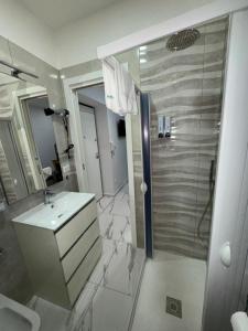 Ένα μπάνιο στο Home Miky