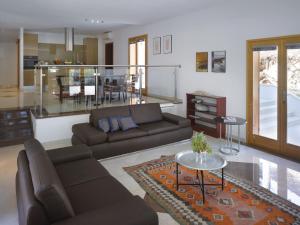 Gallery image of Private luxury Villa BIANCO on Solta for up to 10 persons, heated pool, free parking, very close to the beach! FREE Kajak & Mountainbikes, GREAT living area & privacy! in Rogač