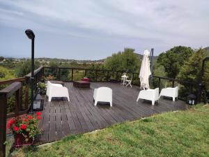 En have udenfor Villa con piscina sul mare sud Sardegna