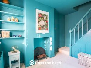 Φωτογραφία από το άλμπουμ του Cosy cottage within walking distance to Hart Street, perfect for exploring Henley-on-Thames - Pass the Keys στο Χένλεϊ ον Τέιμς