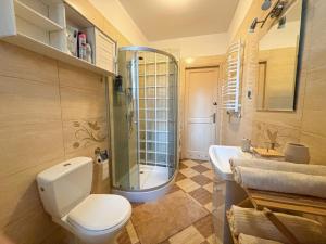 Ένα μπάνιο στο Apartament w sercu BB +9 φωτογραφίες