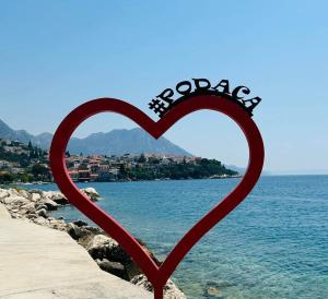Φωτογραφία από το άλμπουμ του Apartmani Kapetan Podaca σε Podaca