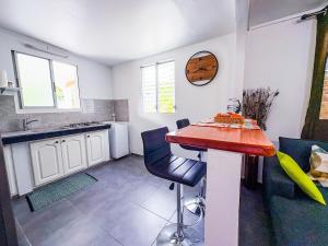 Kuchyň nebo kuchyňský kout v ubytování Appartement
