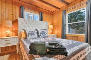 Ένα ή περισσότερα κρεβάτια σε δωμάτιο στο Bear Hollow 3 bedrooms 2 bath with a loft