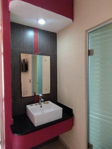 Koupelna v ubytování HOTEL MORELOS + 9 fotografií