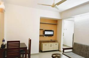 Nhà bếp/bếp nhỏ tại Classic Cochin Airport Hotel