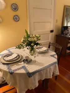 Φωτογραφία από το άλμπουμ του Magnolia Cottage Bed and Breakfast σε Natchez