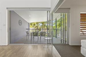 Μπαλκόνι ή βεράντα στο Noosa Style Apartment