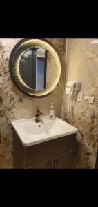 Ванная комната в Luxury Sea view studio +9 фотографий