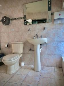 Koupelna v ubytování Hostal Café Tiana