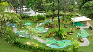 Zahrada ubytování Avani Plus Khao Lak Resort