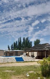 Πισίνα στο ή κοντά στο Cabañas Bertani