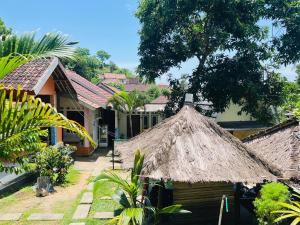 Perwita Homestay外面的花园