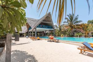Bazén v ubytování Fun Beach Hotel nebo v jeho okolí