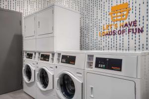 尤里卡Home2 Suites By Hilton Eureka的相册照片