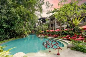 Bazén v ubytování AnandaDara Ubud Resort & Spa nebo v jeho okolí