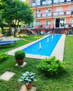 Bazén v ubytování Hotel Hofmann Zur Mühle nebo v jeho okolí