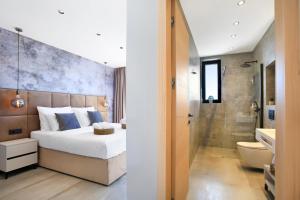 Ένα μπάνιο στο Fly Room - S2 - MPolo +11 φωτογραφίες