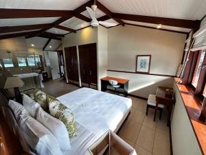 Fotografie z fotogalerie ubytování Spas Villas Eden Island v destinaci Victoria + 195 fotografií