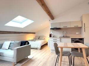 Una cocina o cocineta en Rive Gauche Élégante