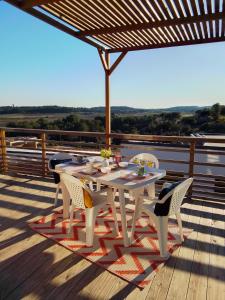 Balkon lub taras w obiekcie Camping les lodges du lagon