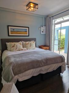 B&B on Buckingham Guest House客房内的一张或多张床位