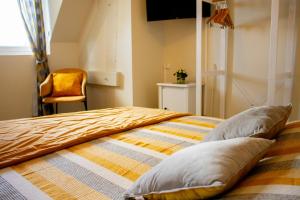 Afbeelding uit fotogalerij van La Villa Port Winston - Face Mer B&B in Saint-Côme-de-Fresné