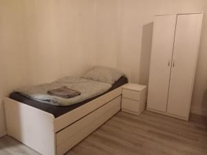 Postel nebo postele na pokoji v ubytování Monteurwohnung bei Nina
