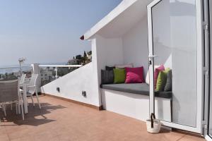 A balcony or terrace at Casa Bella Vista