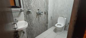 Bany a Hotel August International