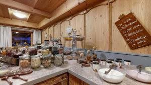 Toit of the bed and breakfast aladel või selle läheduses