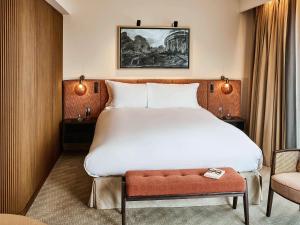 Postel nebo postele na pokoji v ubytování Sofitel Brussels Europe