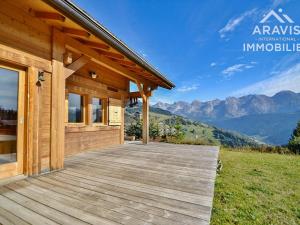 Gallery image of Chalet de charme 4* pour 12 pers. avec cheminée, TV et jardin proche pistes de ski - FR-1-391-19 in Le Grand-Bornand +22 photos