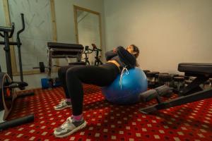 Fitnes oz. oprema za telovadbo v nastanitvi Hill River Resort By West Western
