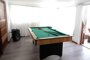 Τραπέζι μπιλιάρδου στο Villa on Flamingo Vlei +15 φωτογραφίες