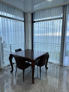 Balkón nebo terasa v ubytování KOBULETi RESIDENCe