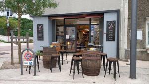 Restaurace v ubytování Gite de l'estampon